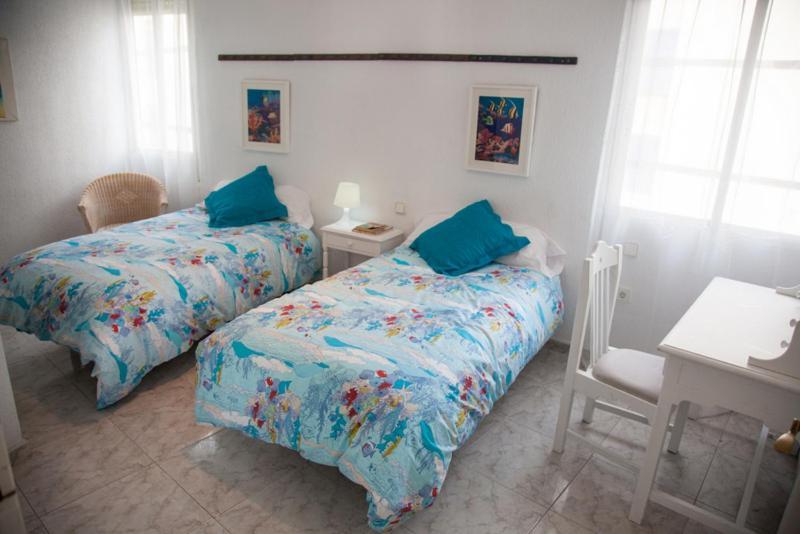 Апартаменты Seafront Unbeatable Location A Бенидорм Экстерьер фото